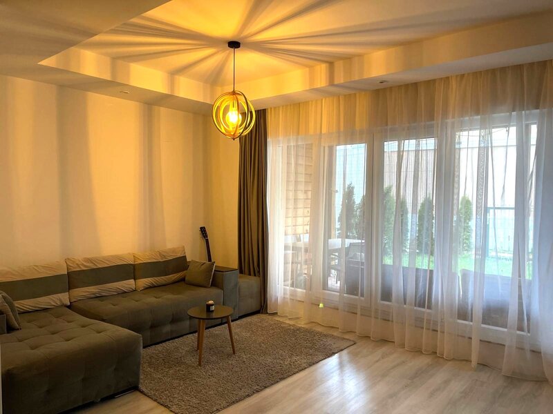 Casa Cosmopolis Stefanesti Ilfov, direct proprietar, 2 locuri parcare curte