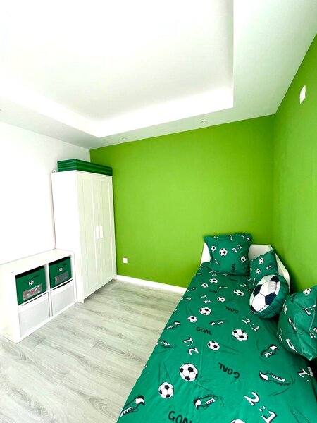 Casa Cosmopolis Stefanesti Ilfov, direct proprietar, 2 locuri parcare curte
